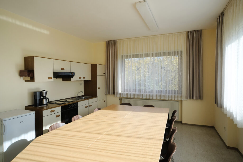 Seminarraum für Physiotherapie, Psychotherapie, Arztpraxis, Gewerbe, Vermietung in Furth, Cham, Regensburg, München, Nürnberg